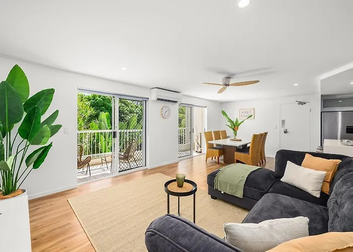 Rare 3 Bed Beachside Burleigh