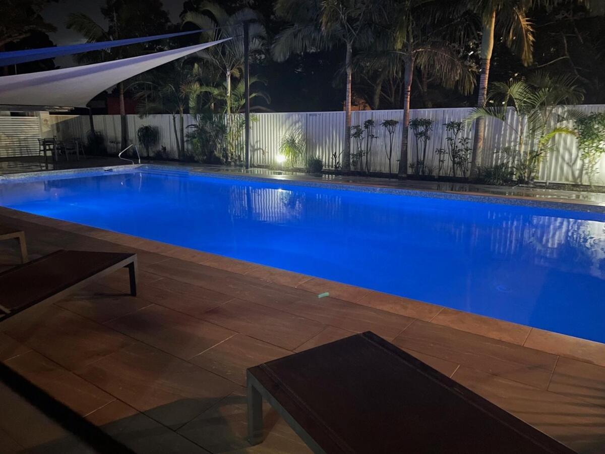 Rare 3 Bed Beachside Burleigh Apartment *